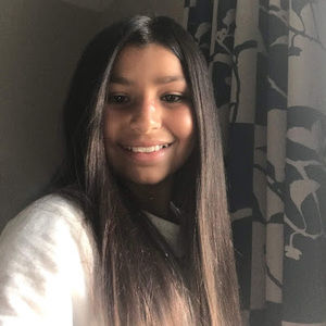 Meet your Posher, Elissa